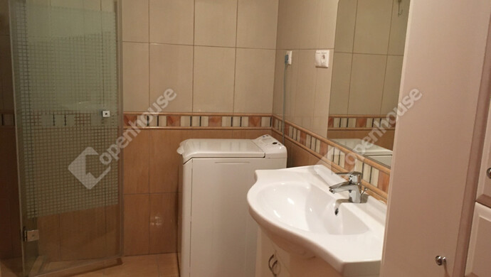 8. kép | Eladó Téglaépítésű lakás, Pápa (#179846)