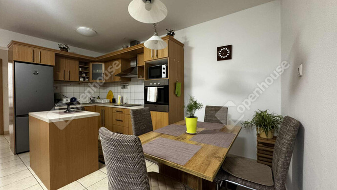 1. kép | Kiadó lakás Székesfehérváron | Kiadó Társasházi lakás, Székesfehérvár (#178699)