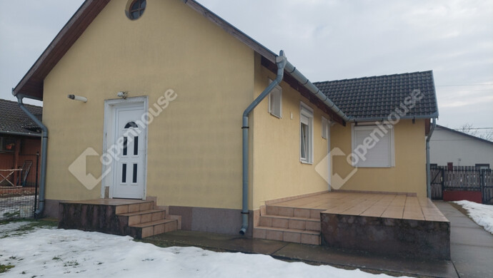 1. kép | Eladó Családi ház, Vámospércs (#180551)