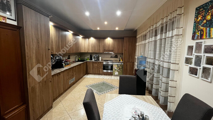 9. kép | Eladó Családi ház, Debrecen (#178858)