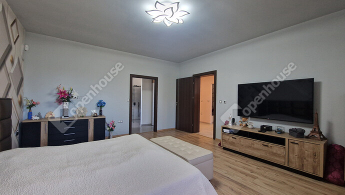 10. kép | Eladó Családi ház, Komárom (#177061)