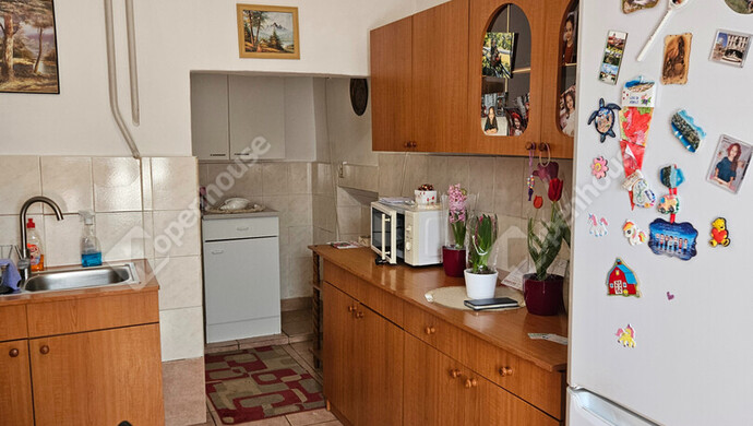 2. kép | Eladó Családi ház, Tényő (#180363)