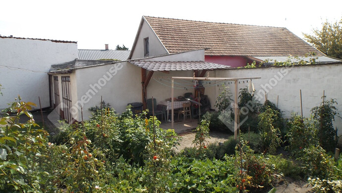 1. kép | Eladó Ikerház, Pápa (#177239)