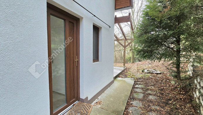 26. kép | Bejárat | Eladó Családi ház, Leányfalu (#179613)