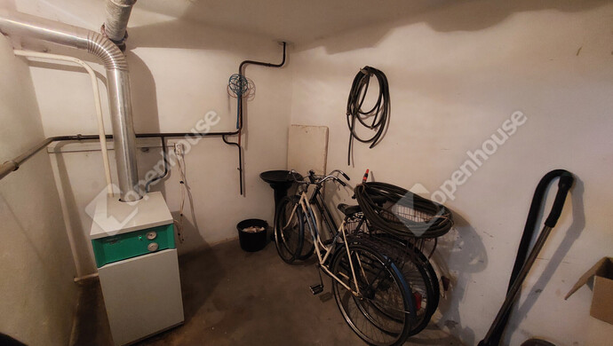 34. kép | Eladó Családi ház, Oroszlány (#178216)