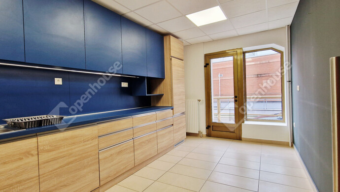 11. kép | Kiadó Iroda, Miskolc (#179787)