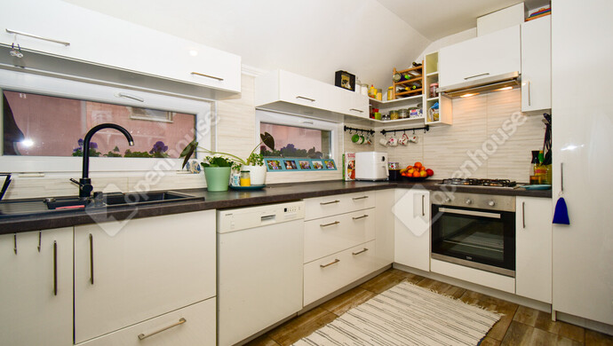 9. kép | Eladó Családi ház, Szeged (#178847)