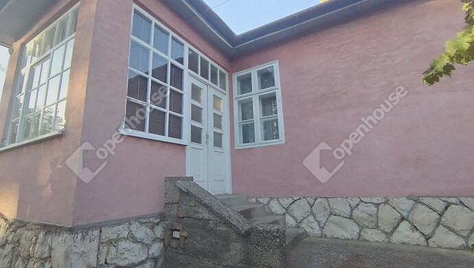 1. kép | Eladó Családi ház, Süttő (#184605)