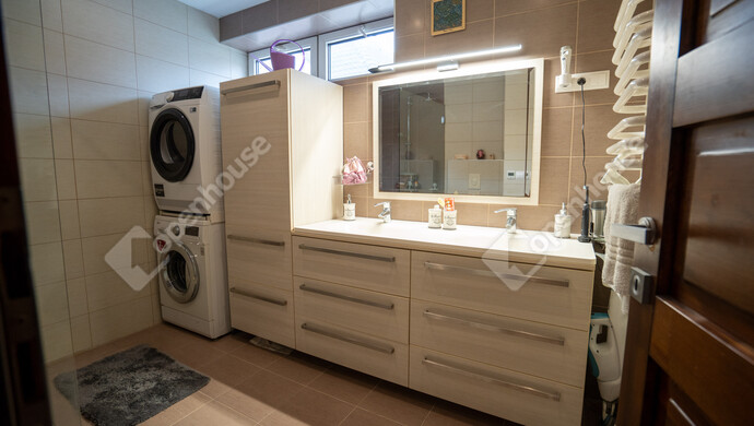 13. kép | Eladó Családi ház, Tiszaújváros (#179694)