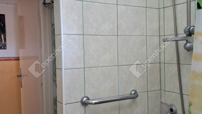 9. kép | Eladó Társasházi lakás, Almásfüzitő (#181385)