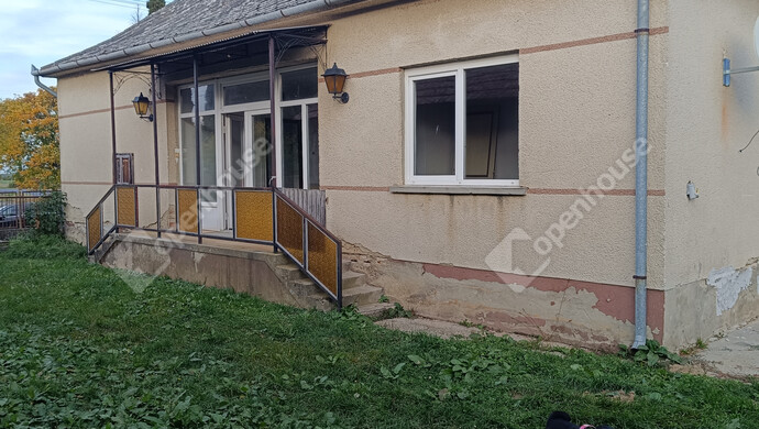 1. kép | Eladó Családi ház, Sand (#178247)