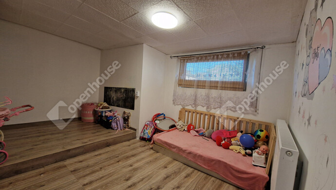 10. kép | Eladó Családi ház, Bana (#178653)