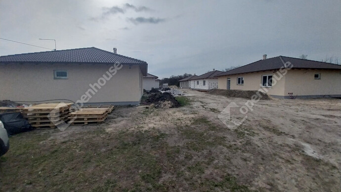 1. kép | Eladó új építésű házak Iszkaszentgyörgyön | Eladó Családi ház, Iszkaszentgyörgy (#178432)