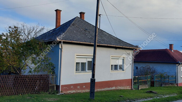 6. kép | Utcai nézet | Eladó Családi ház, Zalalövő (#178523)