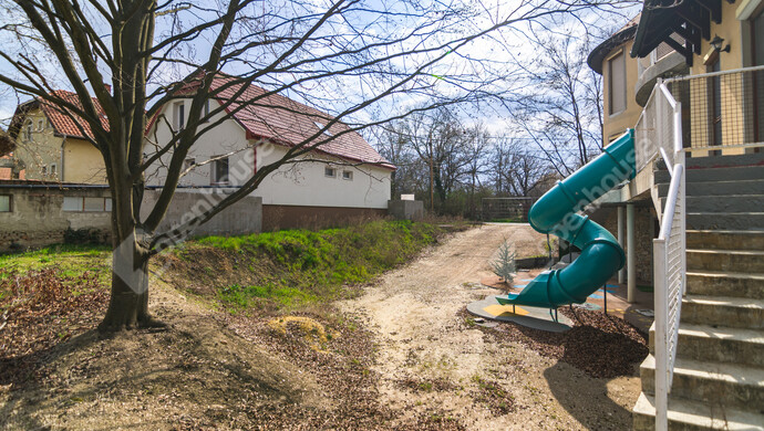 100. kép | Eladó Családi ház, Gárdony (#180140)