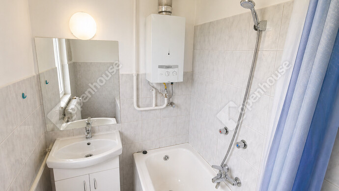 2. kép | Fürdő | Eladó Társasházi lakás, Pétfürdő (#181363)