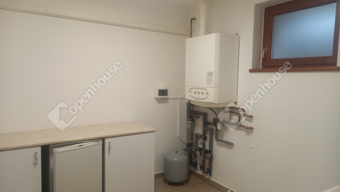 35. kép | Eladó Családi ház, Pápa (#178516)