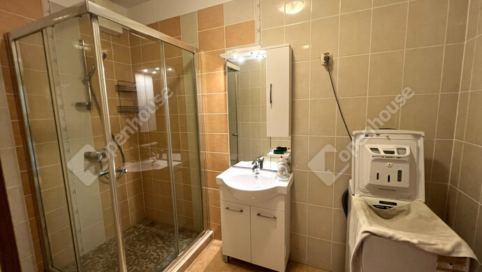 9. kép | Kiadó Társasházi lakás, Győr (#180076)