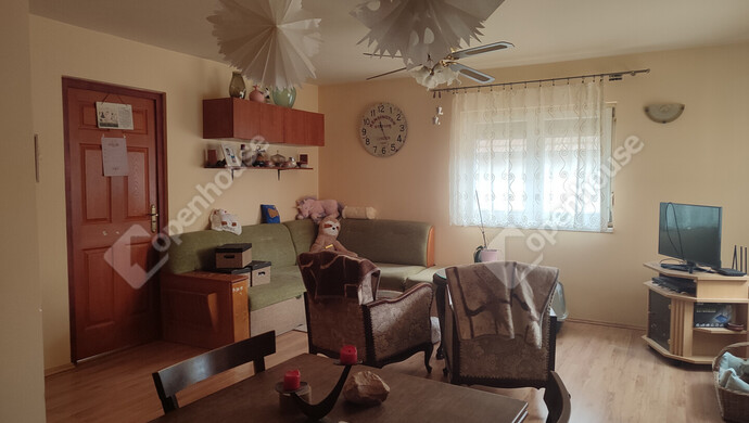 0. kép | Kiadó Családi ház, Naszály (#179688)