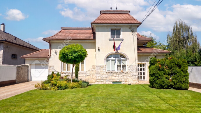 0. kép | Külső utcafront, garázs, kert | Eladó Családi ház, Miskolc (#183331)
