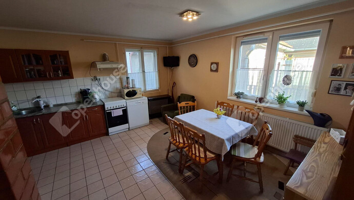 10. kép | Eladó Családi ház, Debrecen (#180988)