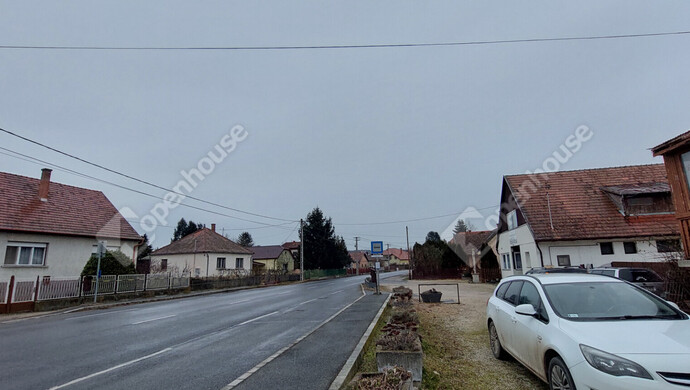 51. kép | Utcakép | Eladó Családi ház, Zalaszentiván (#180330)