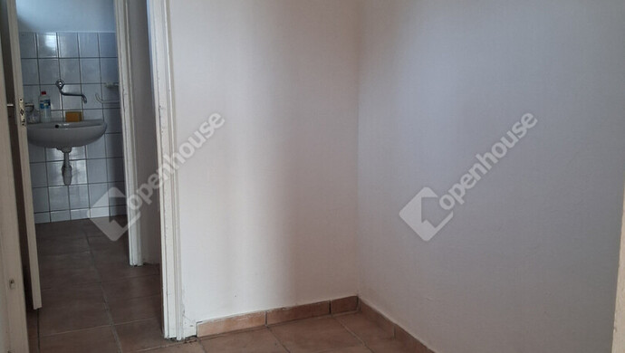 4. kép | Kiadó Üzlethelyiség, Bana (#180213)