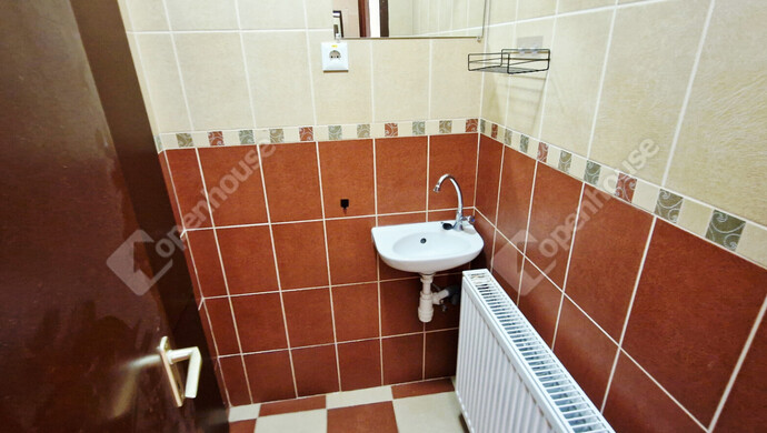 13. kép | Kiadó Iroda, Miskolc (#179790)