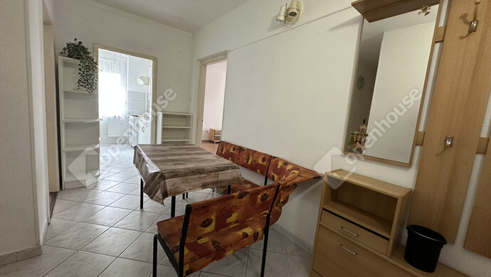 2. kép | jó elrendezéssel | Eladó Társasházi lakás, Székesfehérvár (#179888)