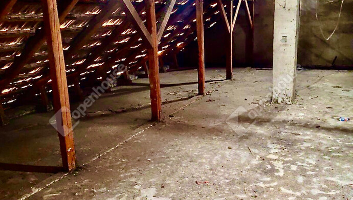 8. kép | Tetőter  | Eladó Családi ház, Monor (#178482)