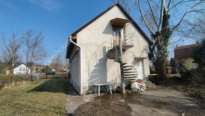 1. kép | Eladó Családi ház, Balatonkenese (#180345)