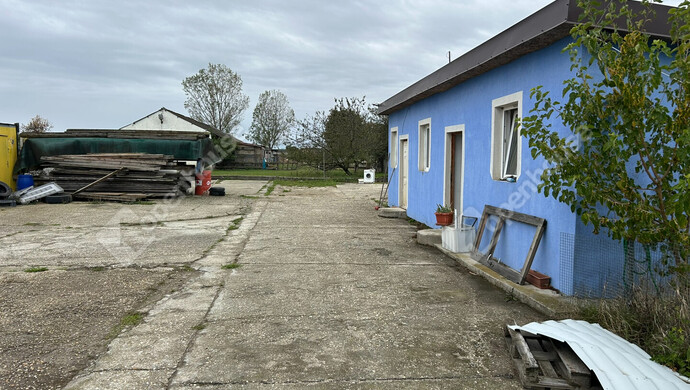 34. kép | Eladó Ipari ingatlan, Fertőszentmiklós (#170626)