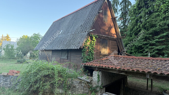 0. kép | Eladó Zárt kert, Oroszlány (#182830)