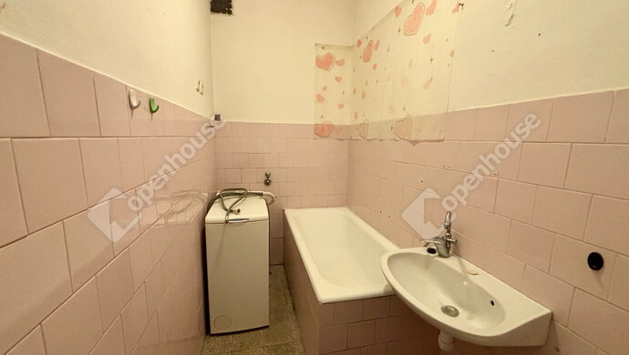 4. kép | Fürdőszoba | Kiadó Társasházi lakás, Tatabánya (#178319)