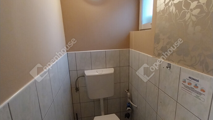 3. kép | kiadó székesfehérvári üzlet | Eladó Üzlethelyiség, Székesfehérvár (#178608)