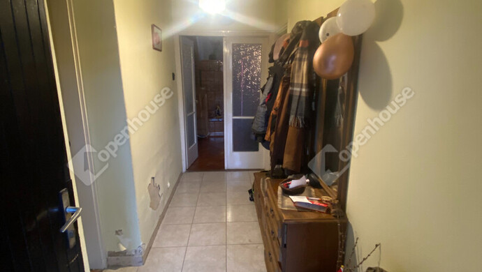 9. kép | Földszinti előtér | Eladó Családi ház, Csorna (#181203)