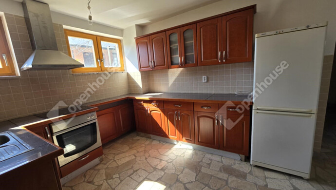 0. kép | Eladó Családi ház, Komárom (#176293)