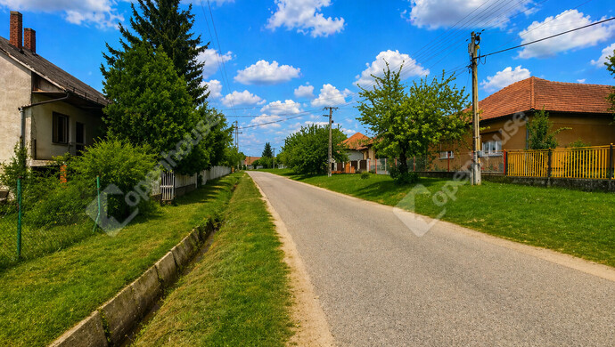 3. kép | Utcakép | Eladó Telek, Pázmánd (#181300)