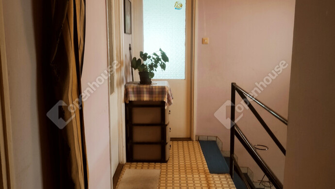 12. kép | Emeleti közlekdő | Eladó Családi ház, Szeged (#181251)