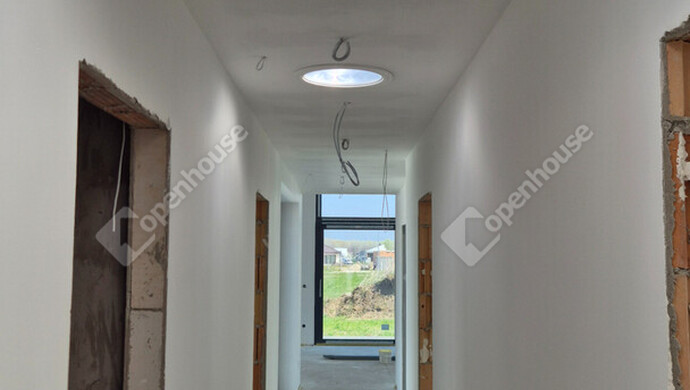 30. kép | Eladó Családi ház, Győrújbarát (#173576)