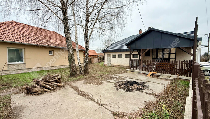 12. kép | Eladó Üzleti ingatlan, Monor (#179195)