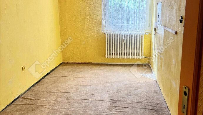 2. kép | Szoba | Eladó Társasházi lakás, Tatabánya (#178191)