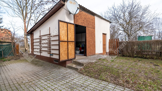 36. kép | Eladó Családi ház, Tass (#179988)