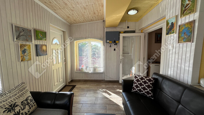 18. kép | Előtér, szélfogó | Eladó Családi ház, Emőd (#177531)