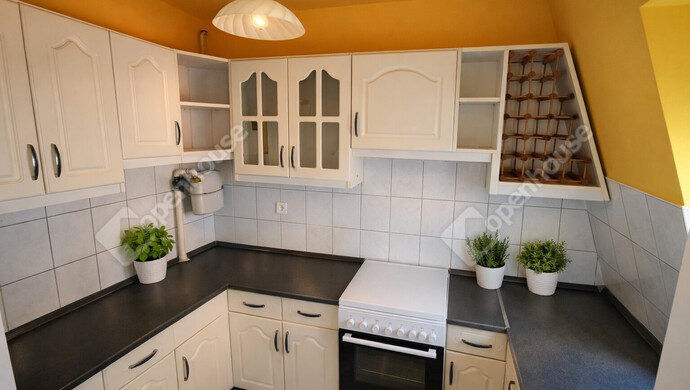 1. kép | Eladó Társasházi lakás, Székesfehérvár (#180110)