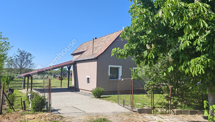 1. kép | Eladó Családi ház, Balatonszabadi (#180406)