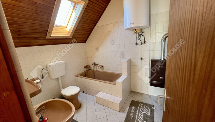 31. kép | Eladó Családi ház, Balatonlelle (#178190)