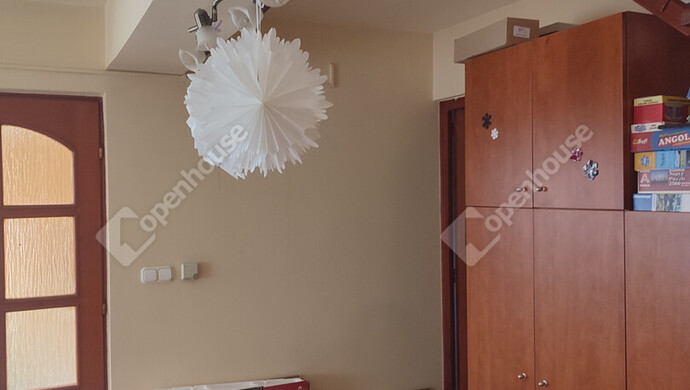 1. kép | Kiadó Családi ház, Naszály (#179688)