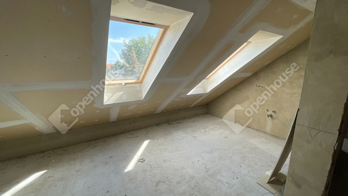 7. kép | Eladó négy lakás, két üzlethelyiség egyben, Pétfürdő | Eladó Családi ház, Pétfürdő (#159023)