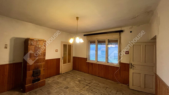 31. kép | Első ház-nappalivá alakítható | Eladó Családi ház, Juta (#178806)